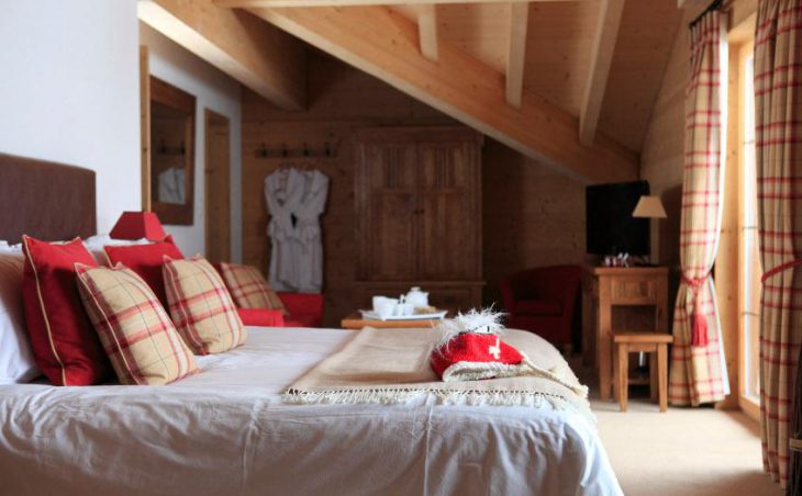 The Mountain Lodge, Les Crosets, Double Bedroom